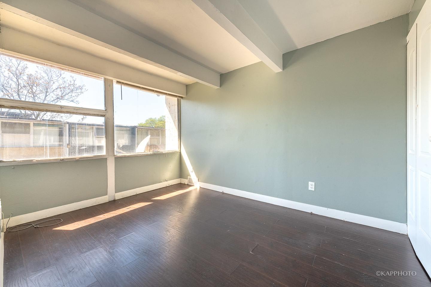 4800 S Drexel Boulevard Unit: C