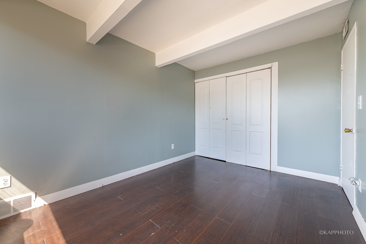 4800 S Drexel Boulevard Unit: C