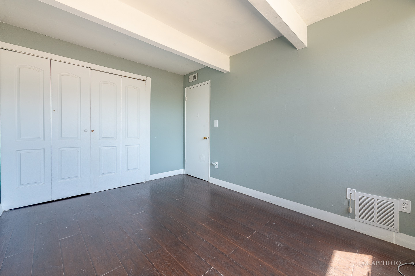 4800 S Drexel Boulevard Unit: C