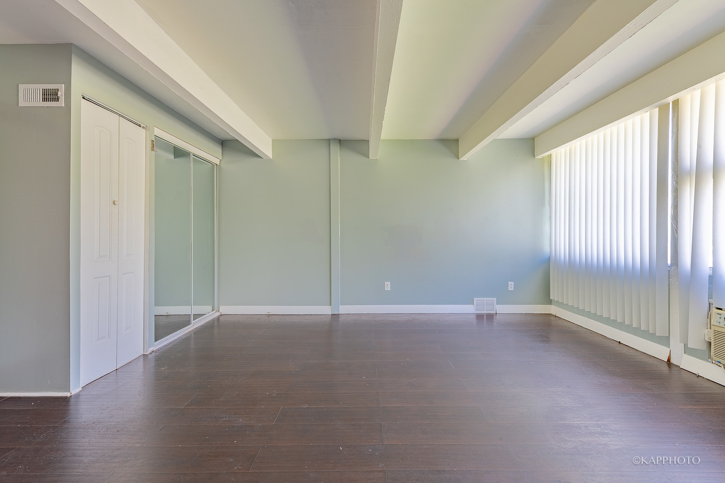 4800 S Drexel Boulevard Unit: C