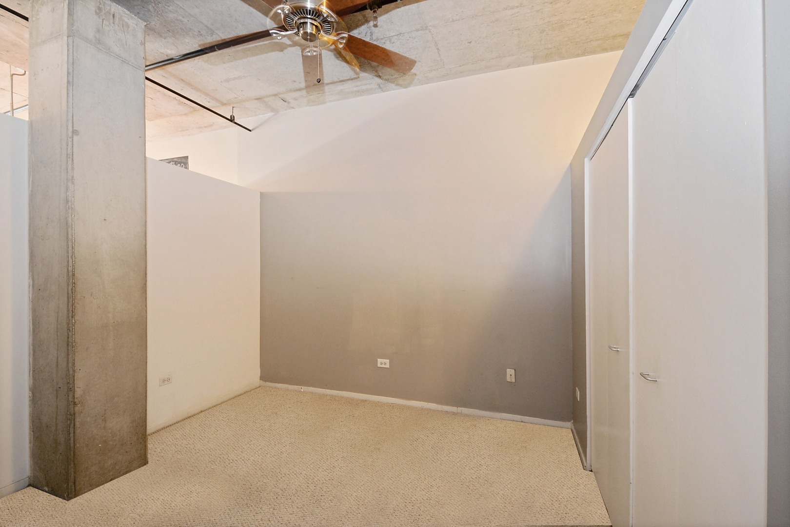 933 W Van Buren Street Unit: 424