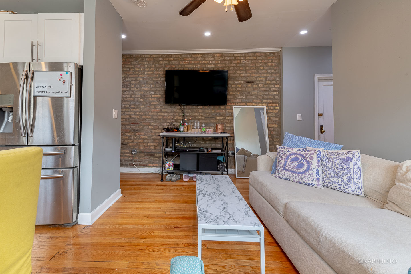 1323 W Addison Street Unit: 1B