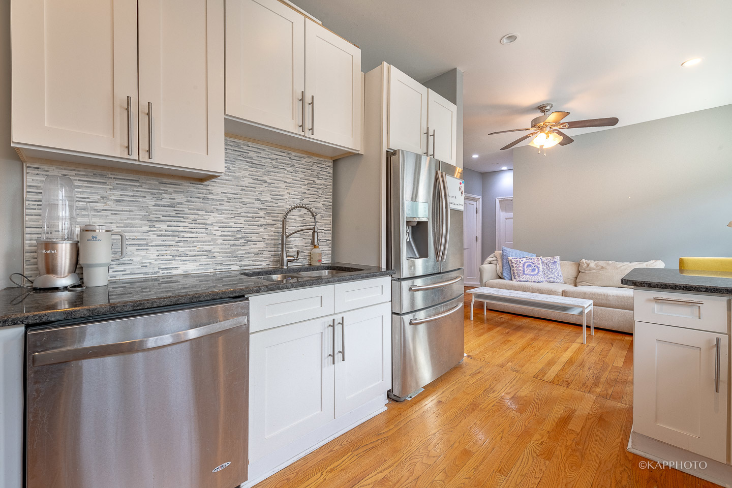 1323 W Addison Street Unit: 1B