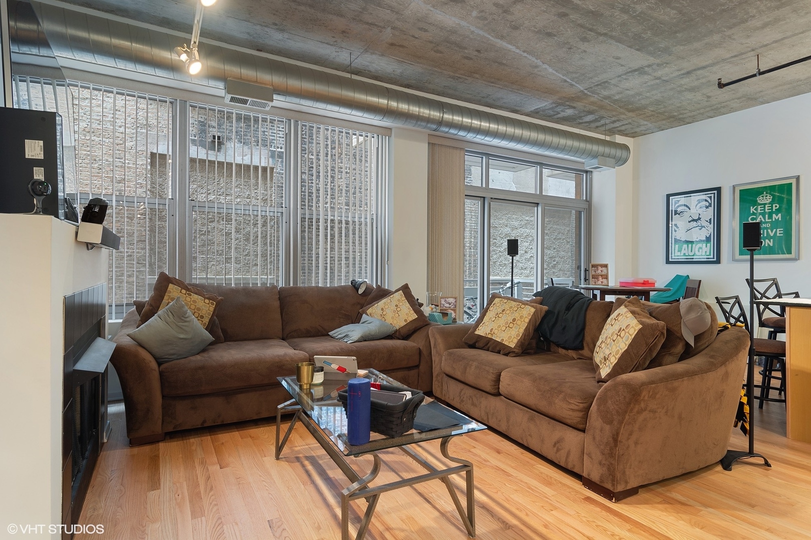 933 W Van Buren Street Unit: 318