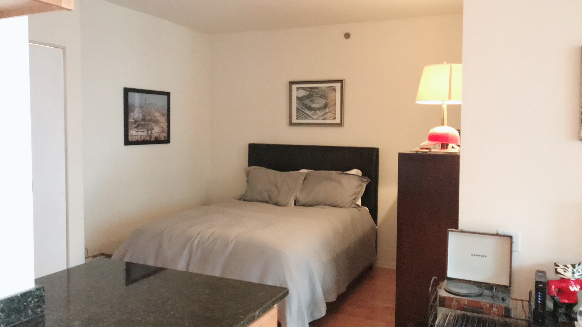 210 S Desplaines Street Unit: 1108