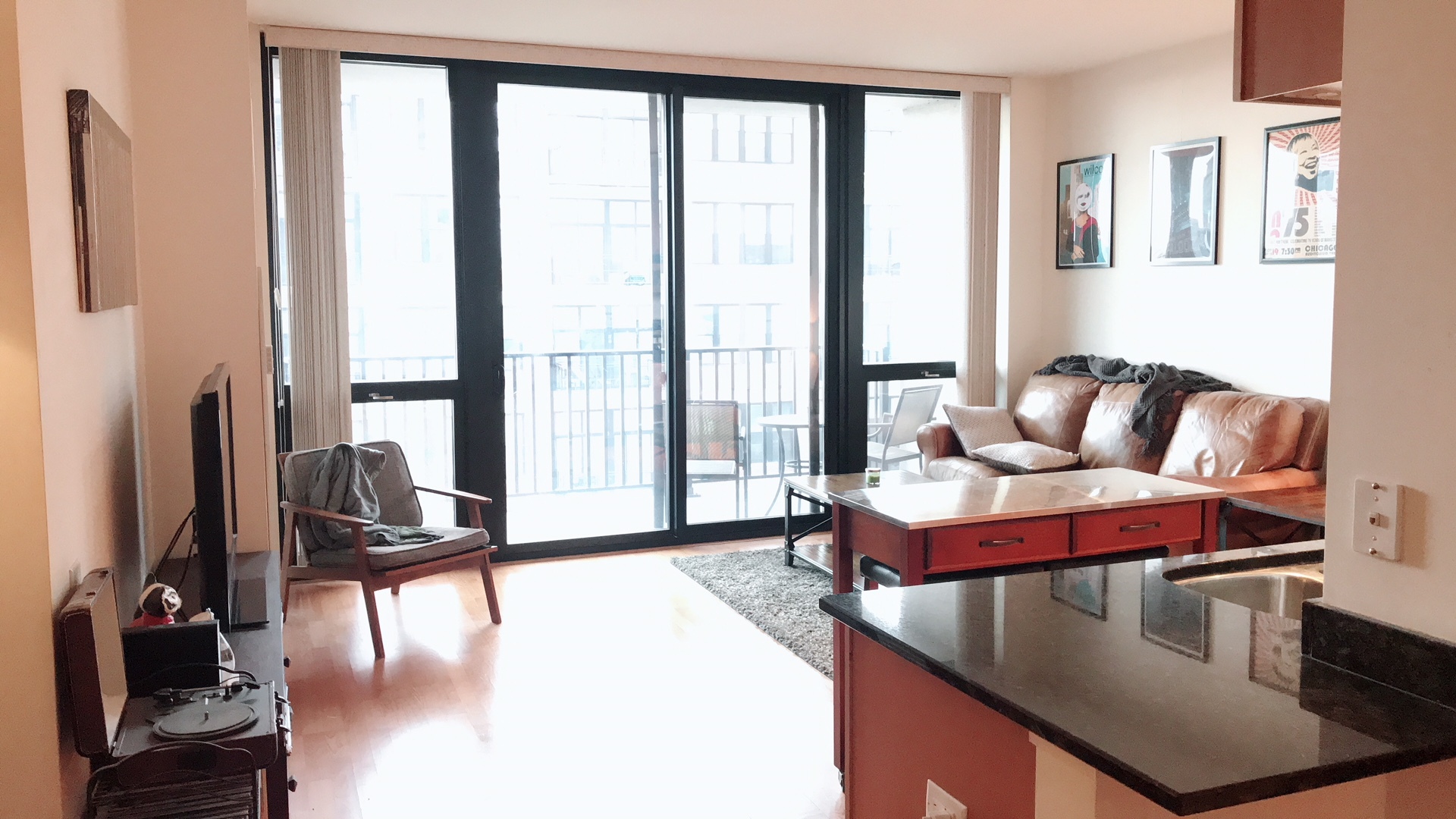 210 S Desplaines Street Unit: 1108