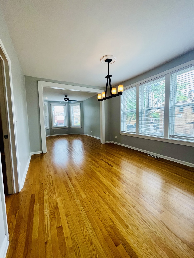 2416 N Springfield Avenue Unit: 1