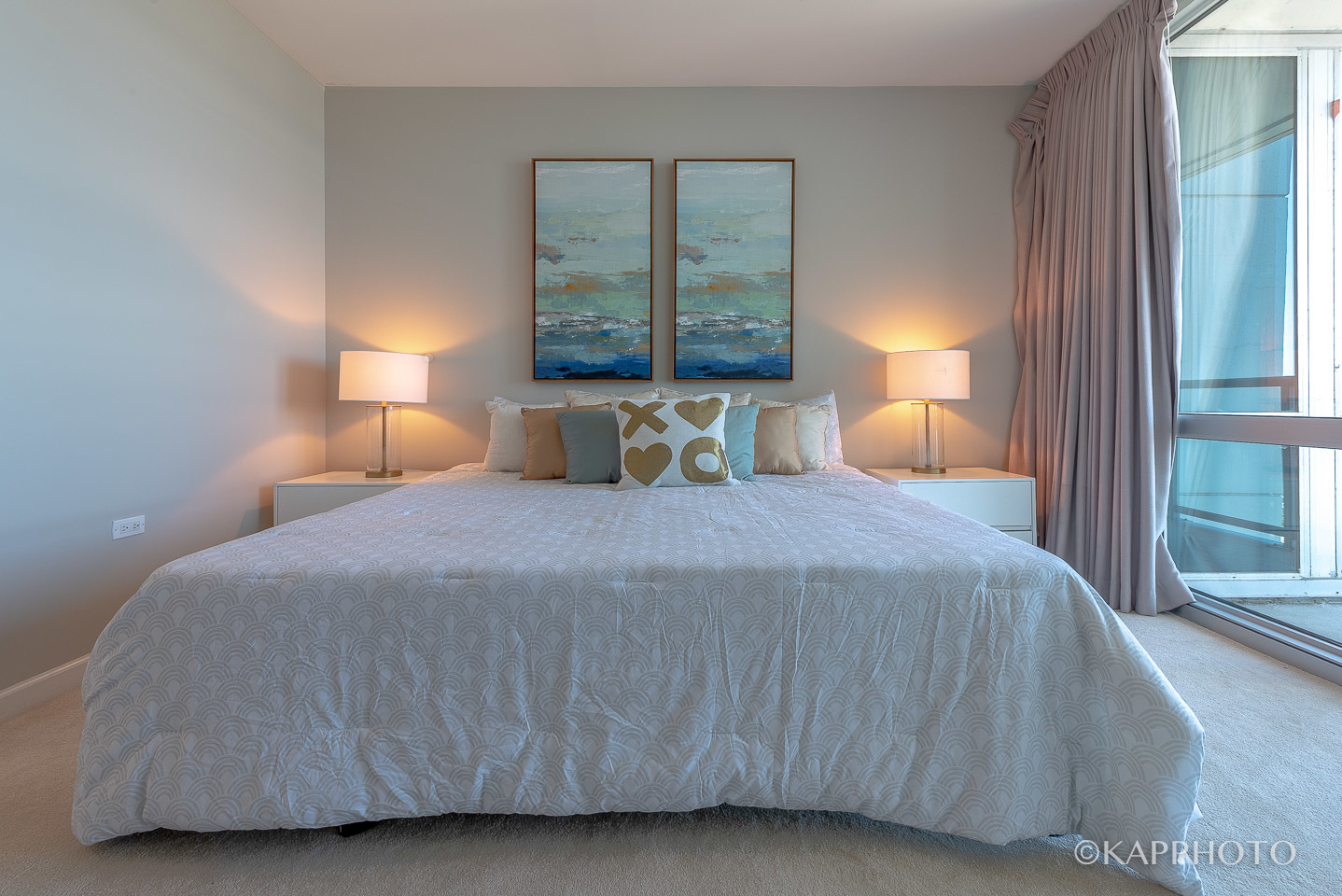 1629 S Prairie Avenue Unit: 2302