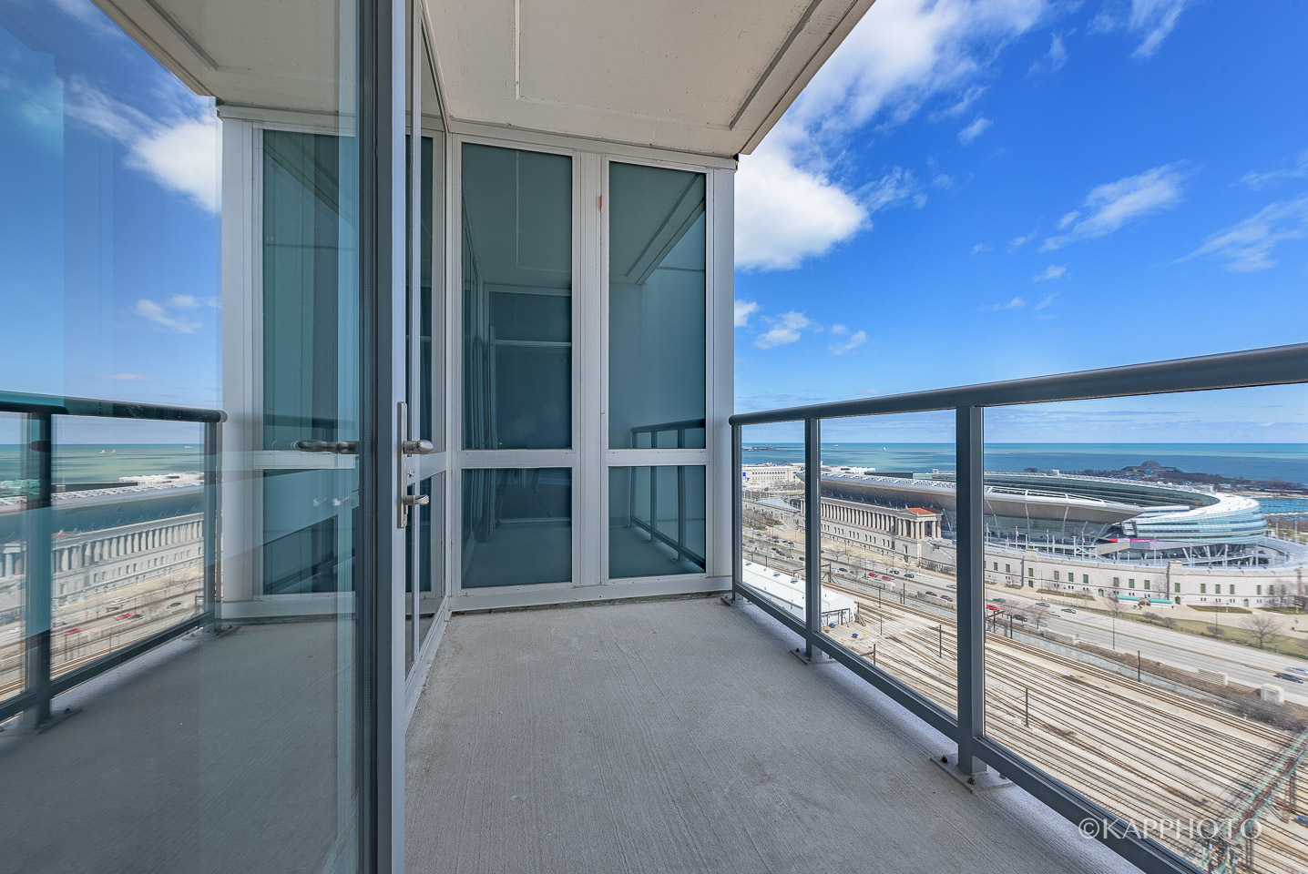 1629 S Prairie Avenue Unit: 2302