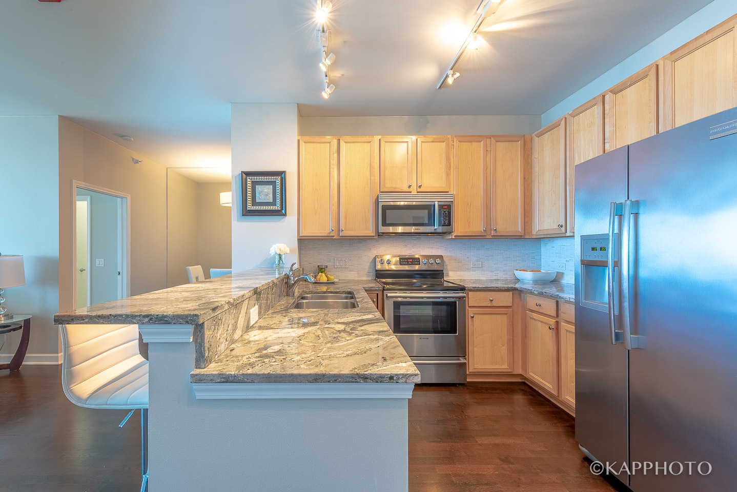 1629 S Prairie Avenue Unit: 2302