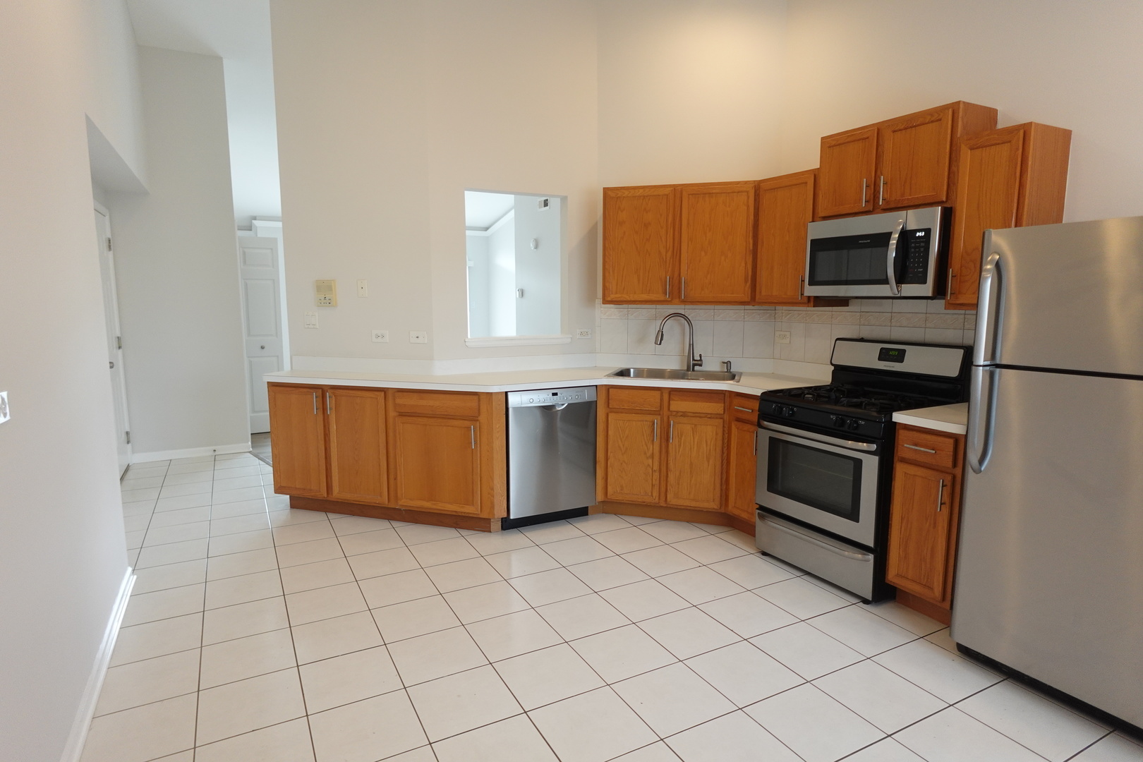 9435 S 79th Avenue Unit: 302