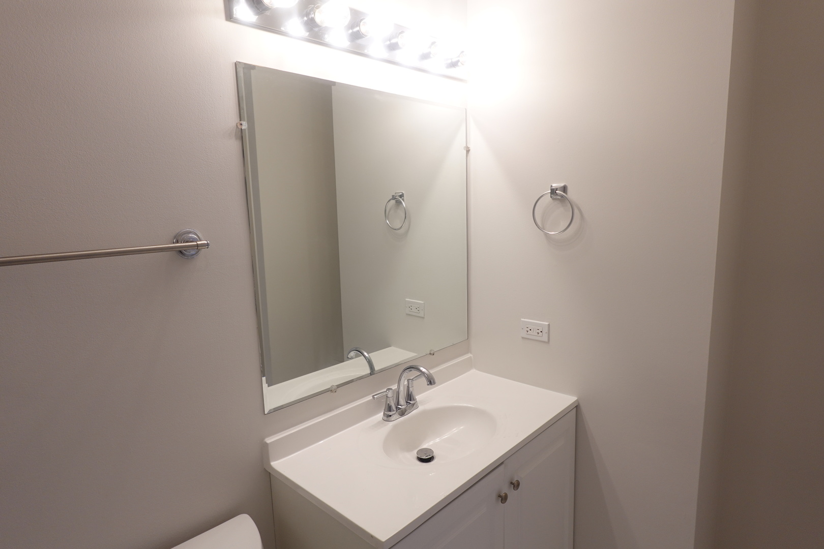 9435 S 79th Avenue Unit: 302