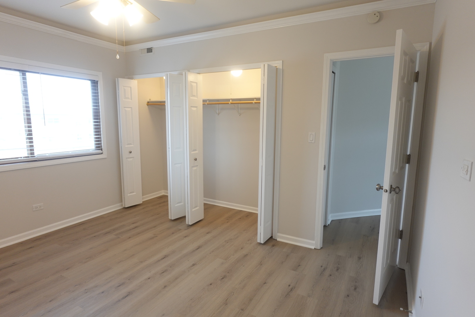 9435 S 79th Avenue Unit: 302