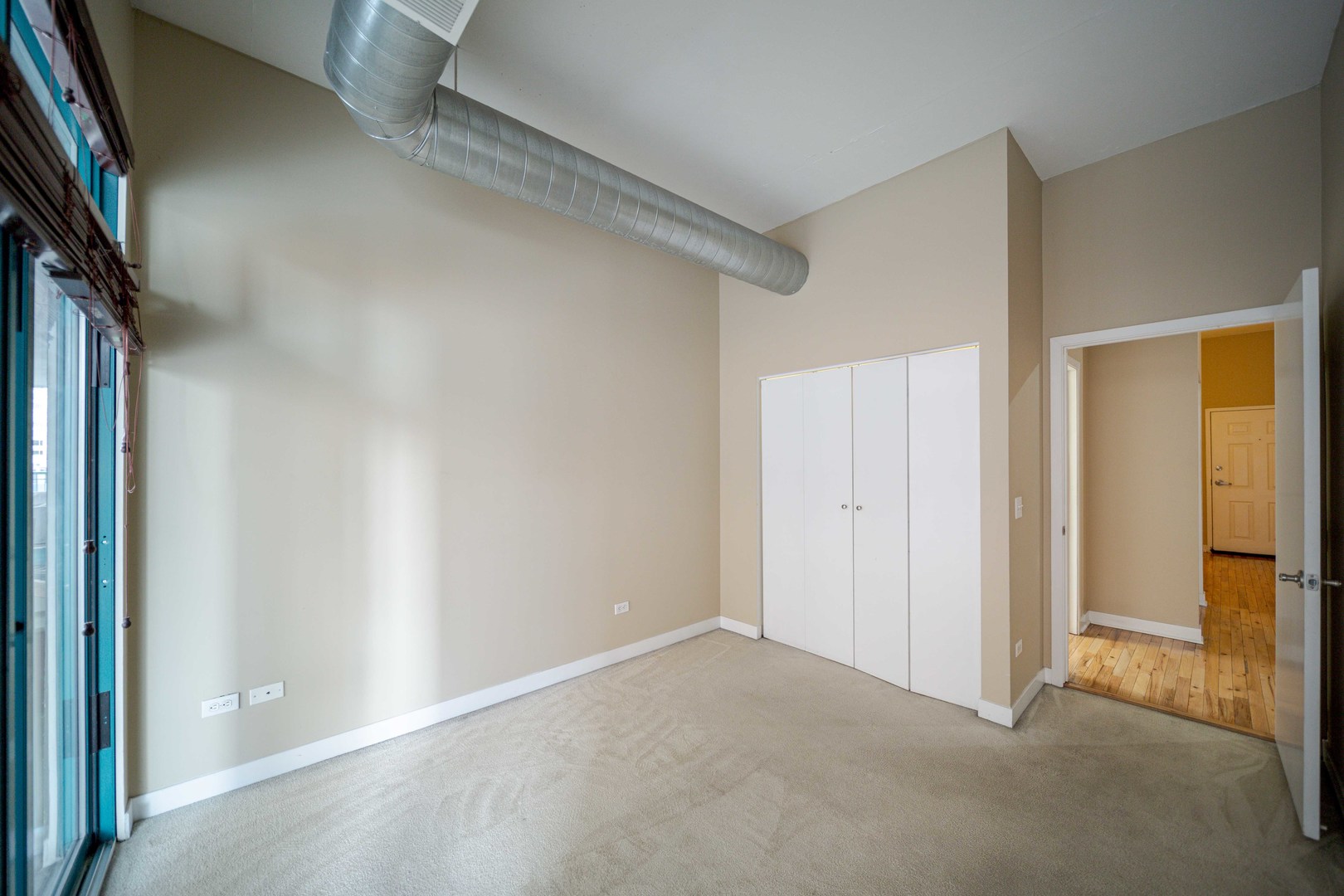 910 W Madison Street Unit: 609