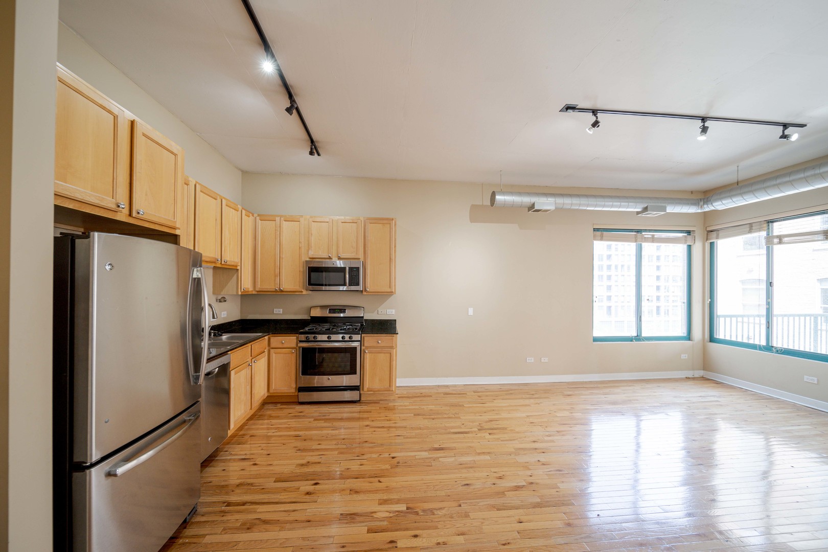 910 W Madison Street Unit: 609