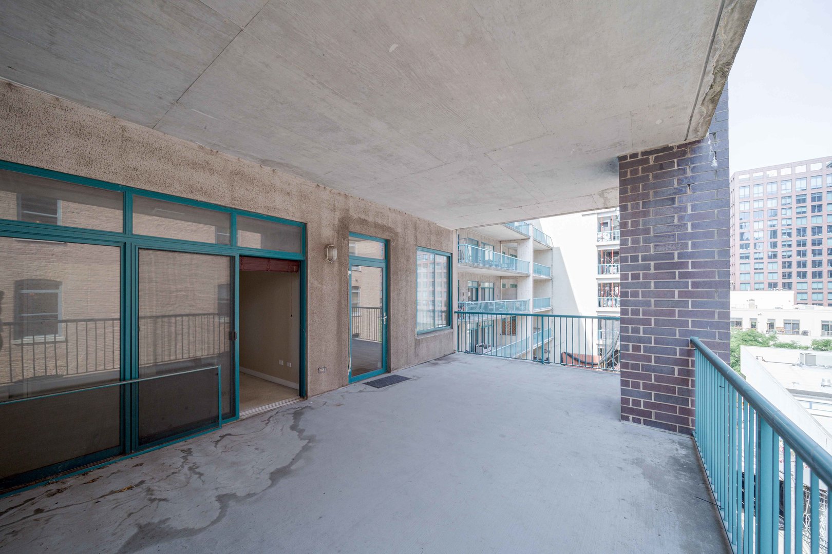 910 W Madison Street Unit: 609