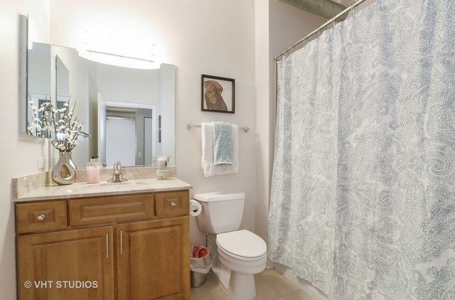 1200 W Monroe Street Unit: 706