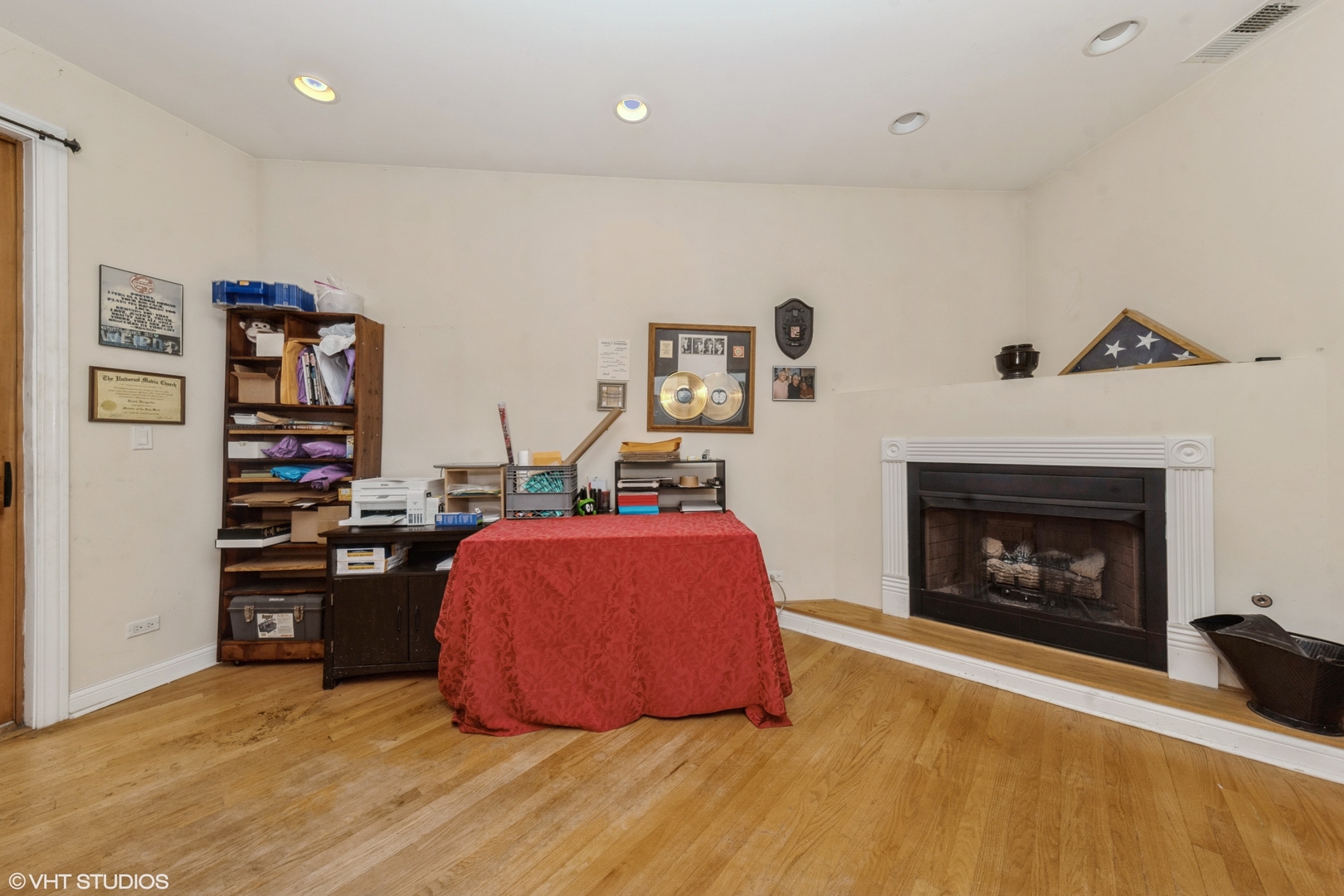 4000 S WESTERN Avenue Unit: 2