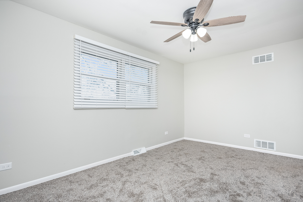 15369 Ingleside Avenue