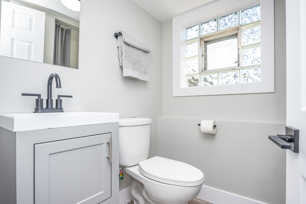 15369 Ingleside Avenue