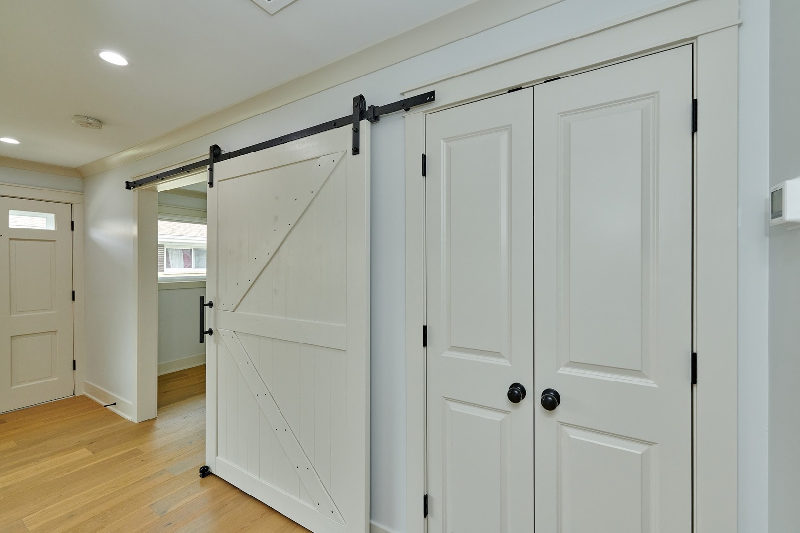 817 Valley Stream Drive Unit: B