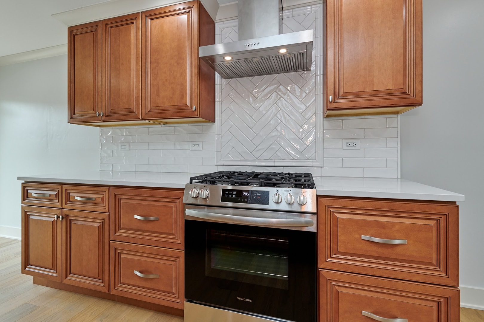 817 Valley Stream Drive Unit: B