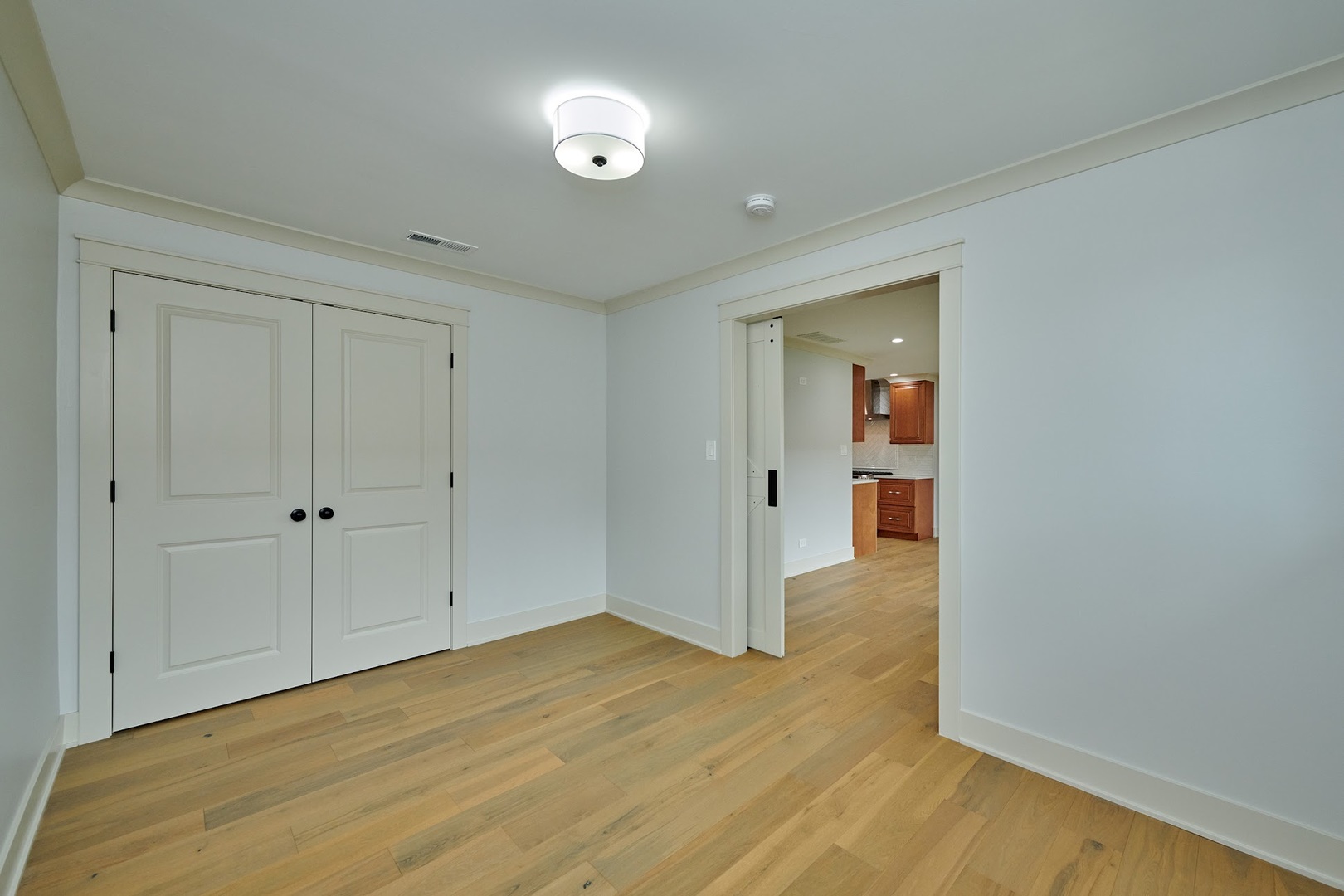 817 Valley Stream Drive Unit: B