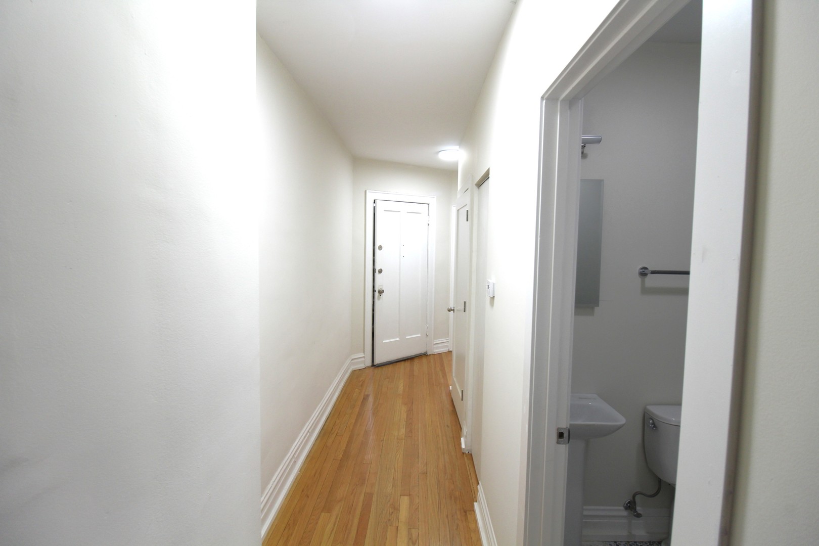 6307 N Mozart Street Unit: 3N