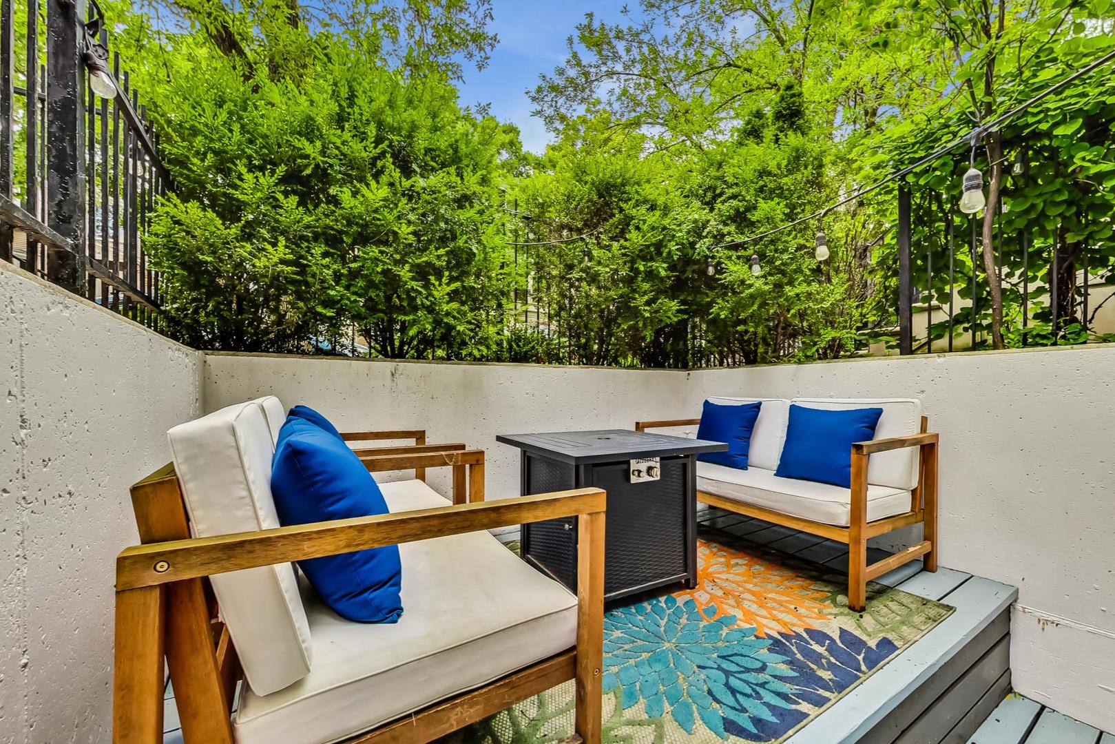 1455 W Wolfram Street Unit: A