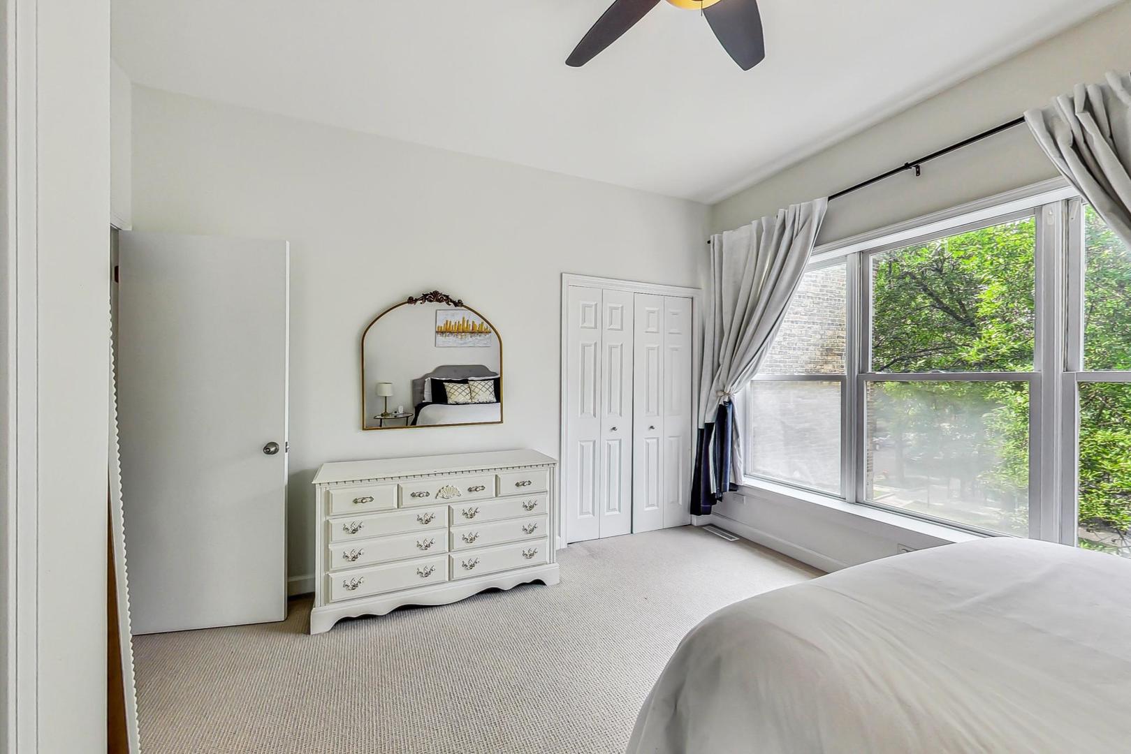 1455 W Wolfram Street Unit: A