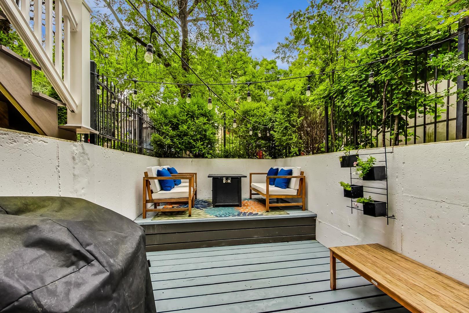 1455 W Wolfram Street Unit: A