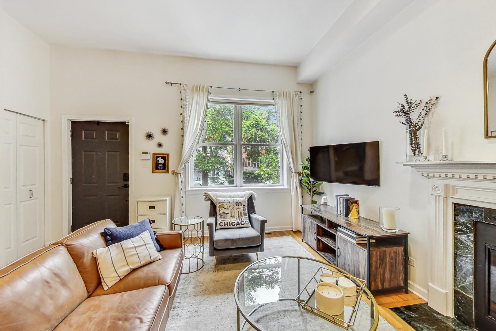 1455 W Wolfram Street Unit: A