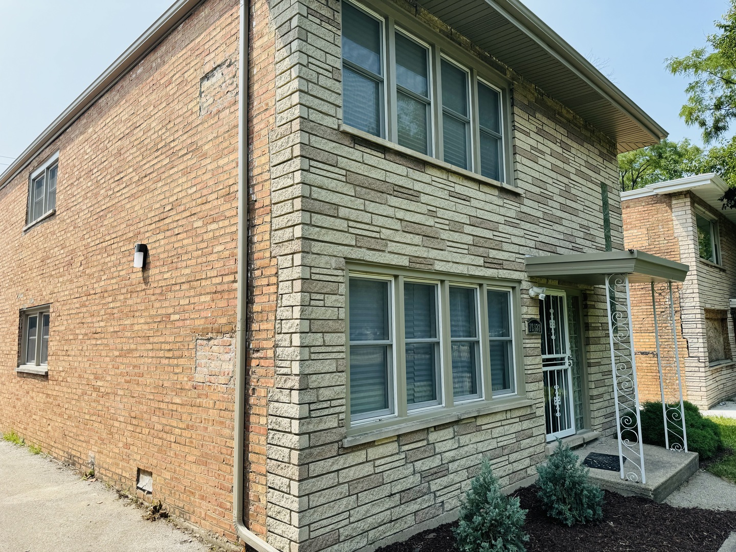 16128 Halsted Street