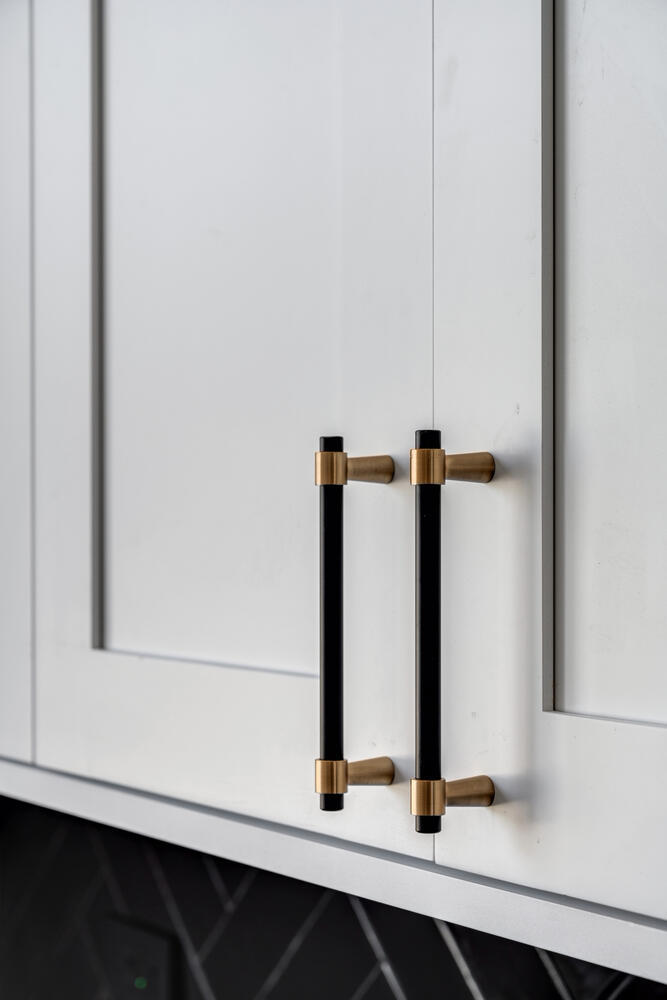 2521 W Lexington Street