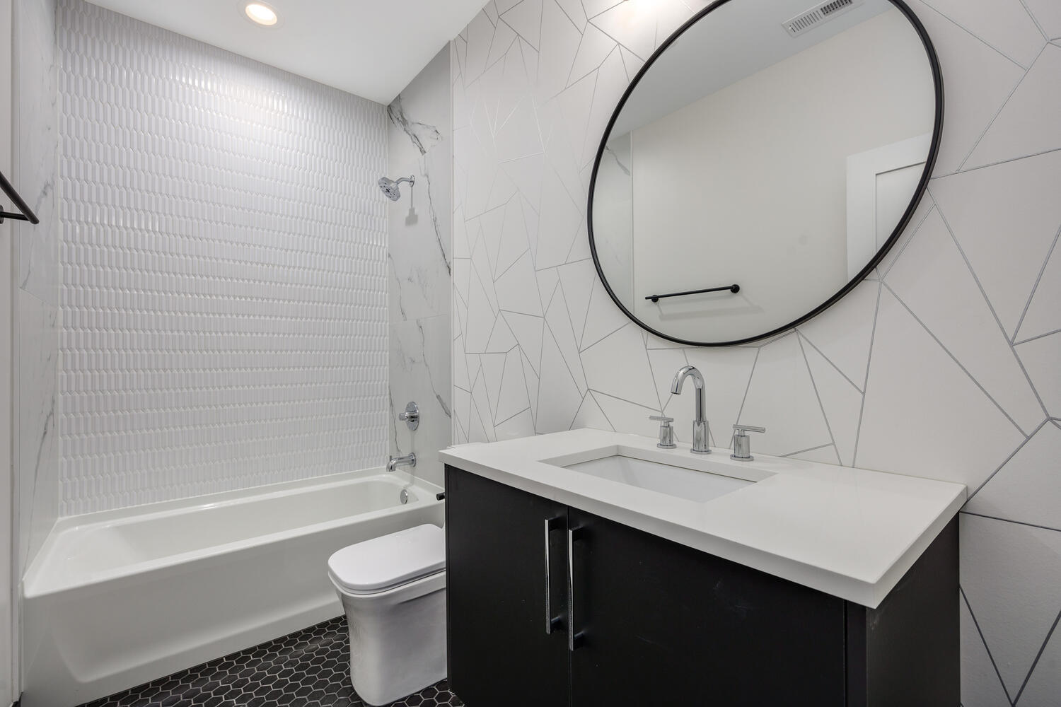 2521 W Lexington Street