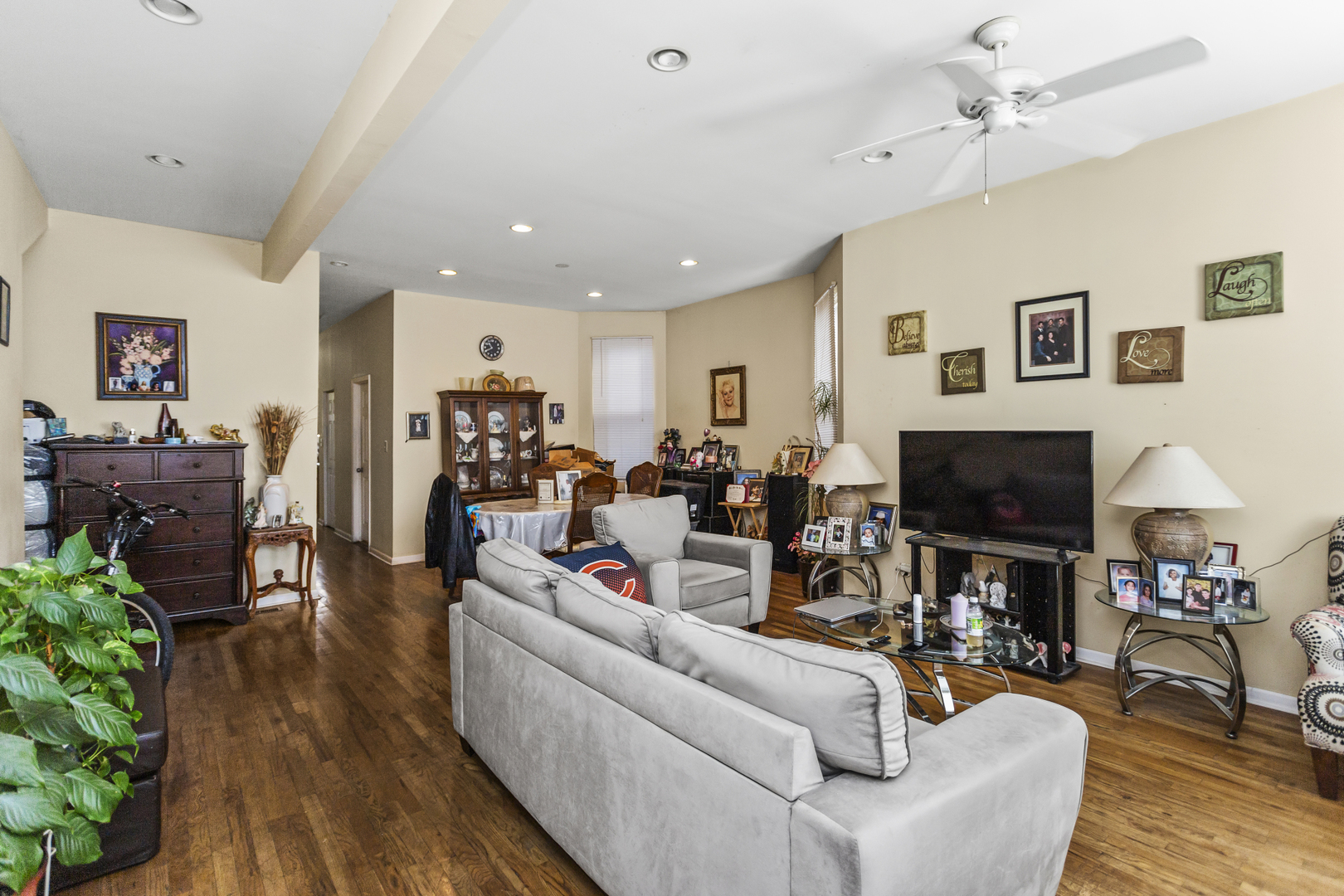 3508 W Diversey Avenue