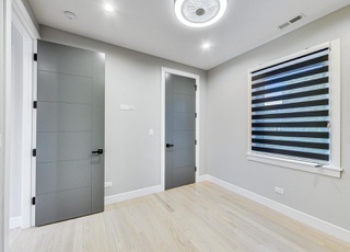 4745 S Indiana Avenue Unit: 1