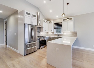 4745 S Indiana Avenue Unit: 1