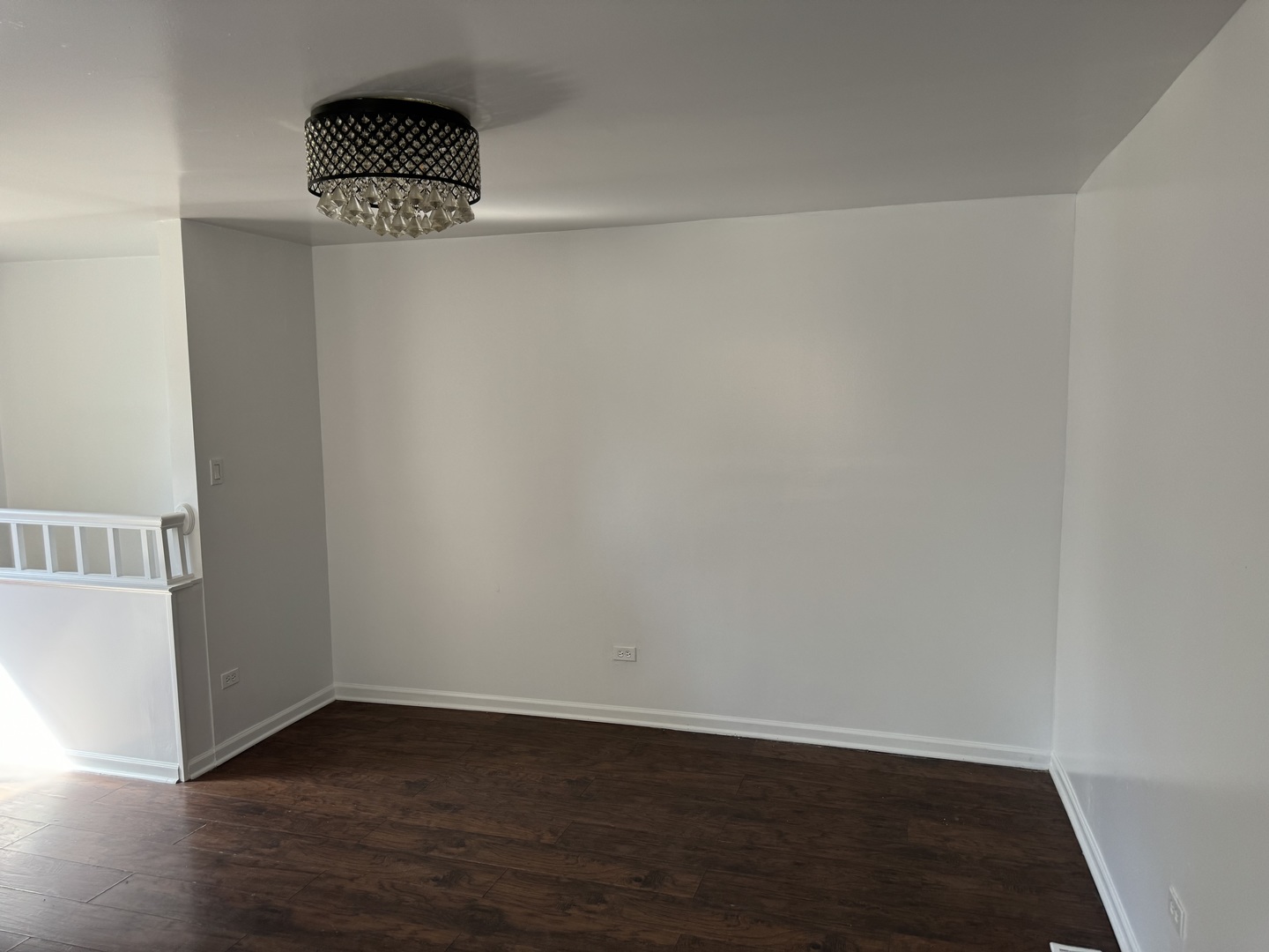 23 W 109th Place Unit: COACHHOUSE