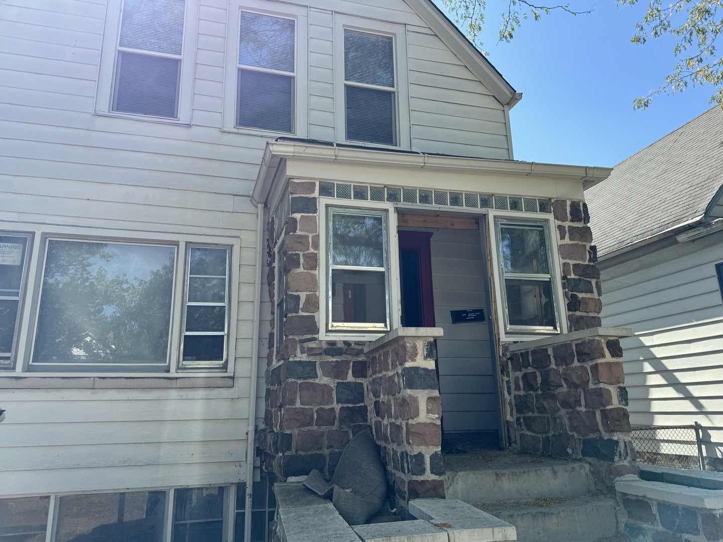 23 W 109th Place Unit: 2