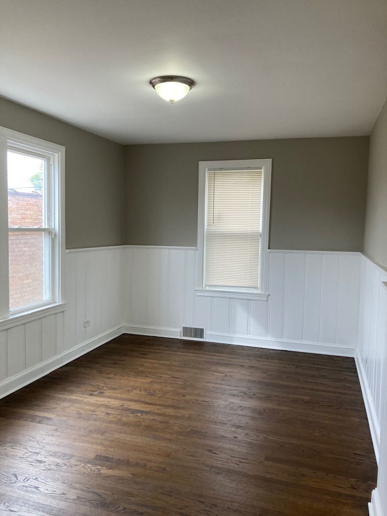 1040 W 103rd Street