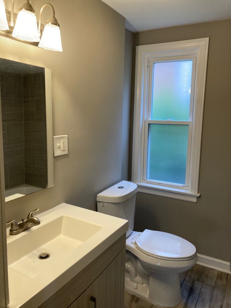 1040 W 103rd Street