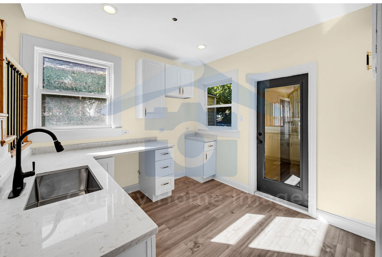 8040 S MERRILL Avenue