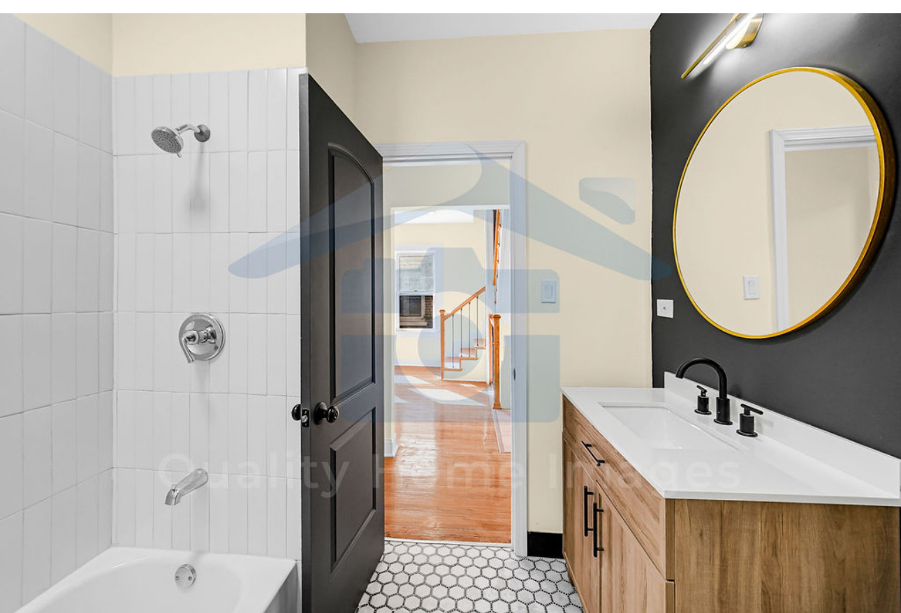 8040 S MERRILL Avenue