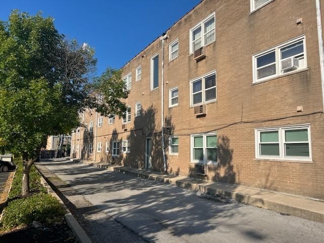 2348 W 111th Street Unit: 2