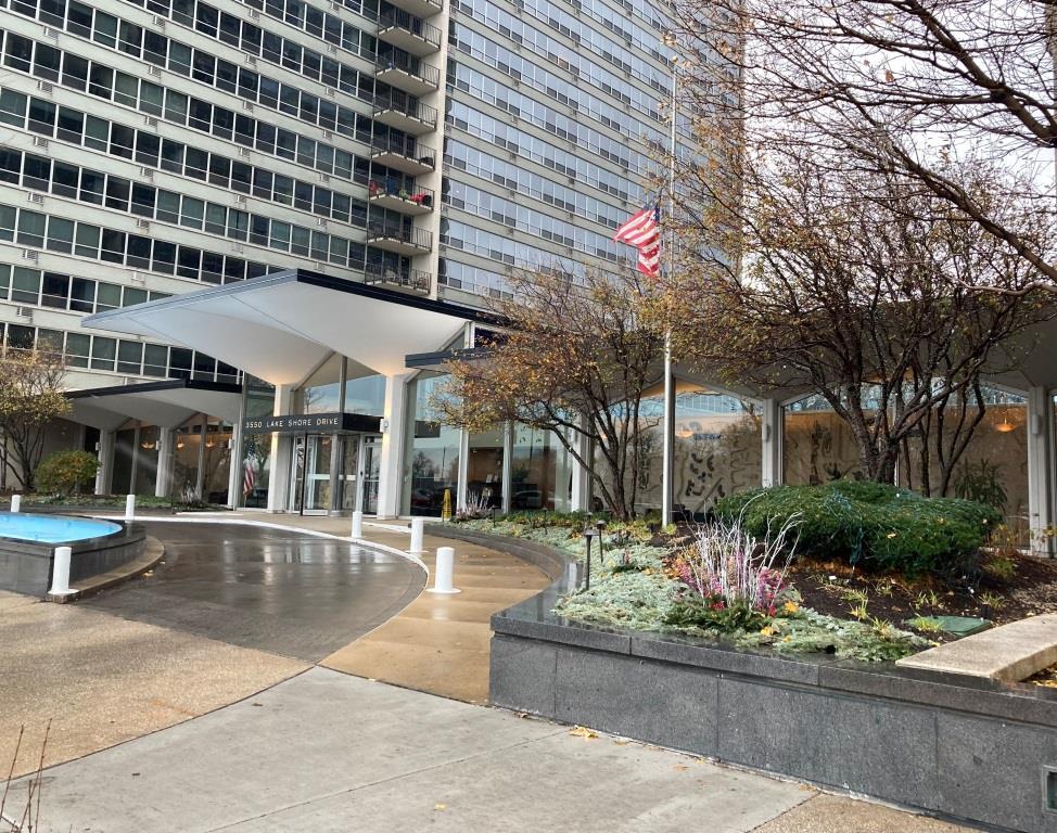 3550 N Lake Shore Drive Unit: 1128