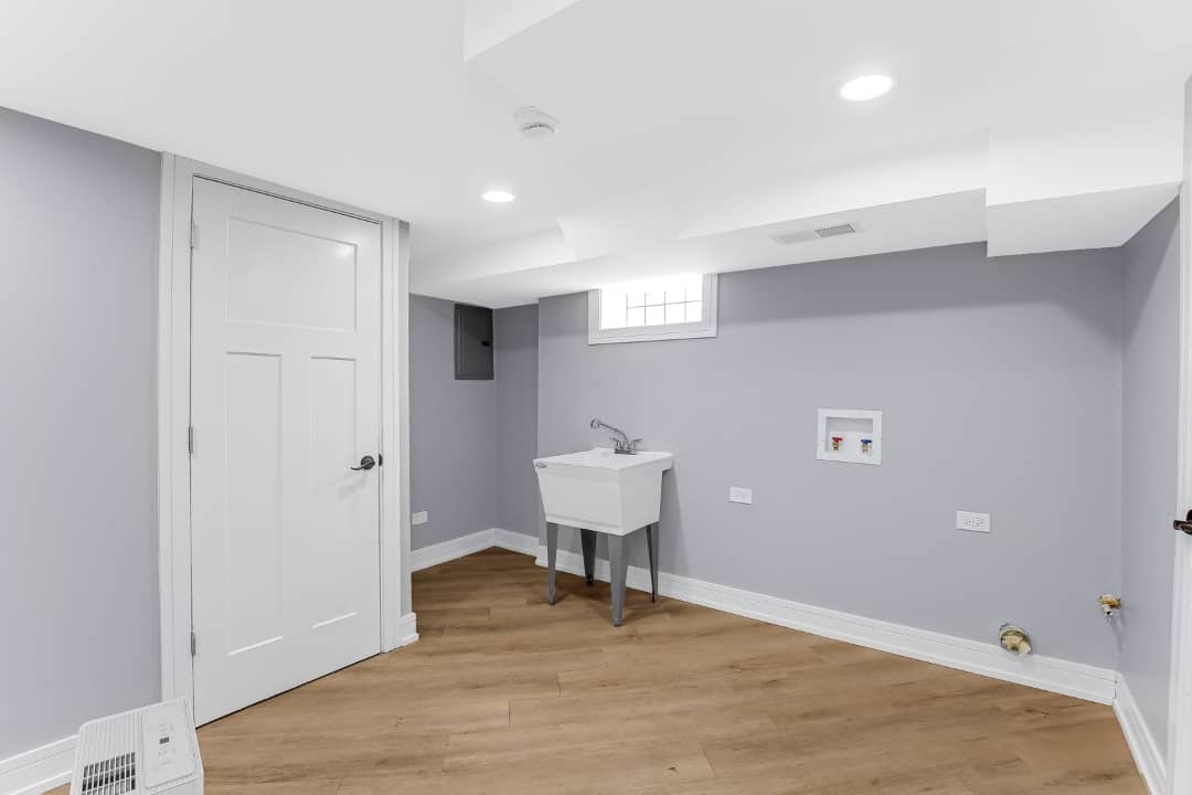 15107 WINCHESTER Avenue