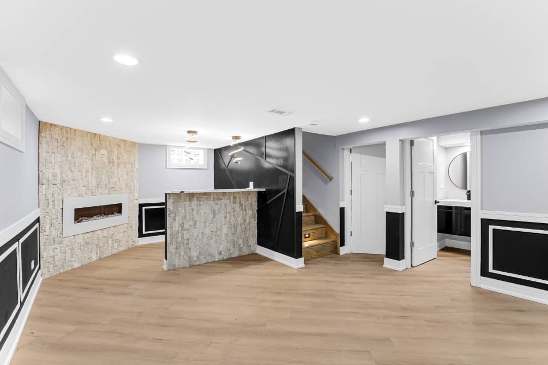 15107 WINCHESTER Avenue