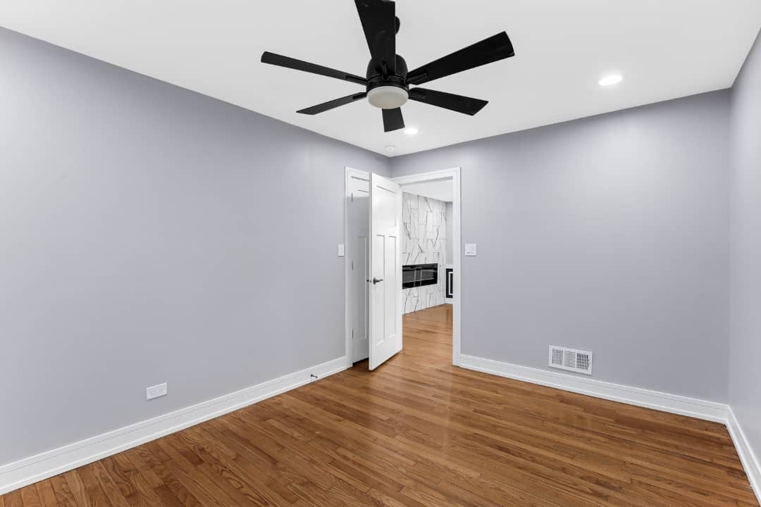 15107 WINCHESTER Avenue