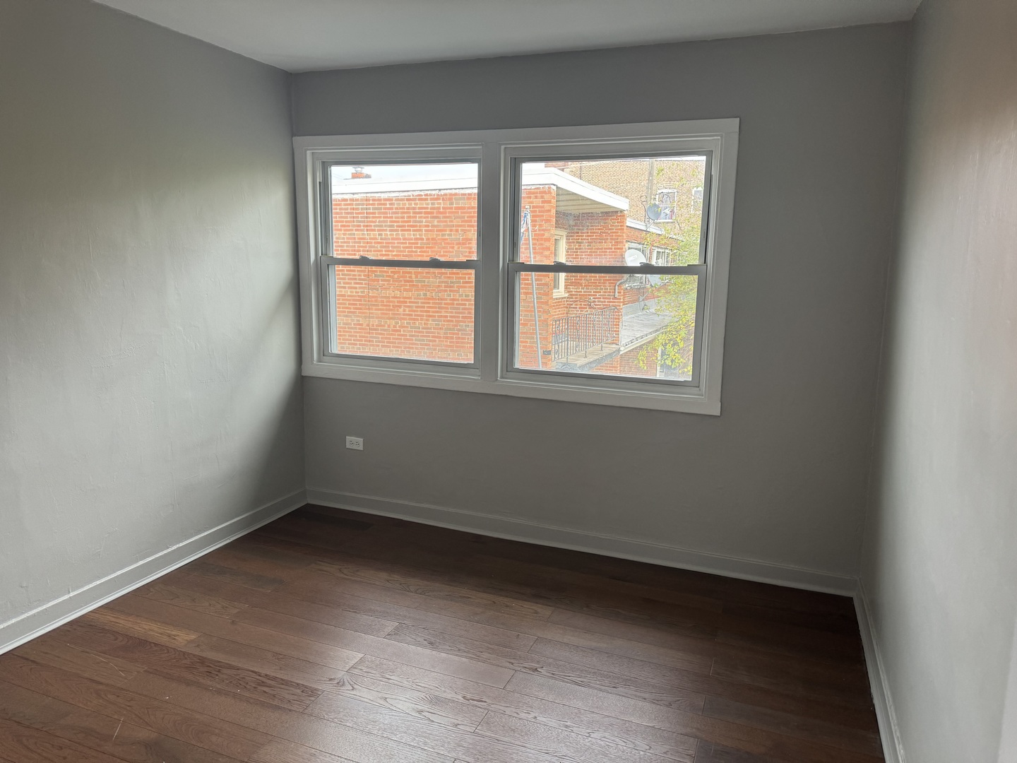 3707 S Michigan Avenue Unit: 2